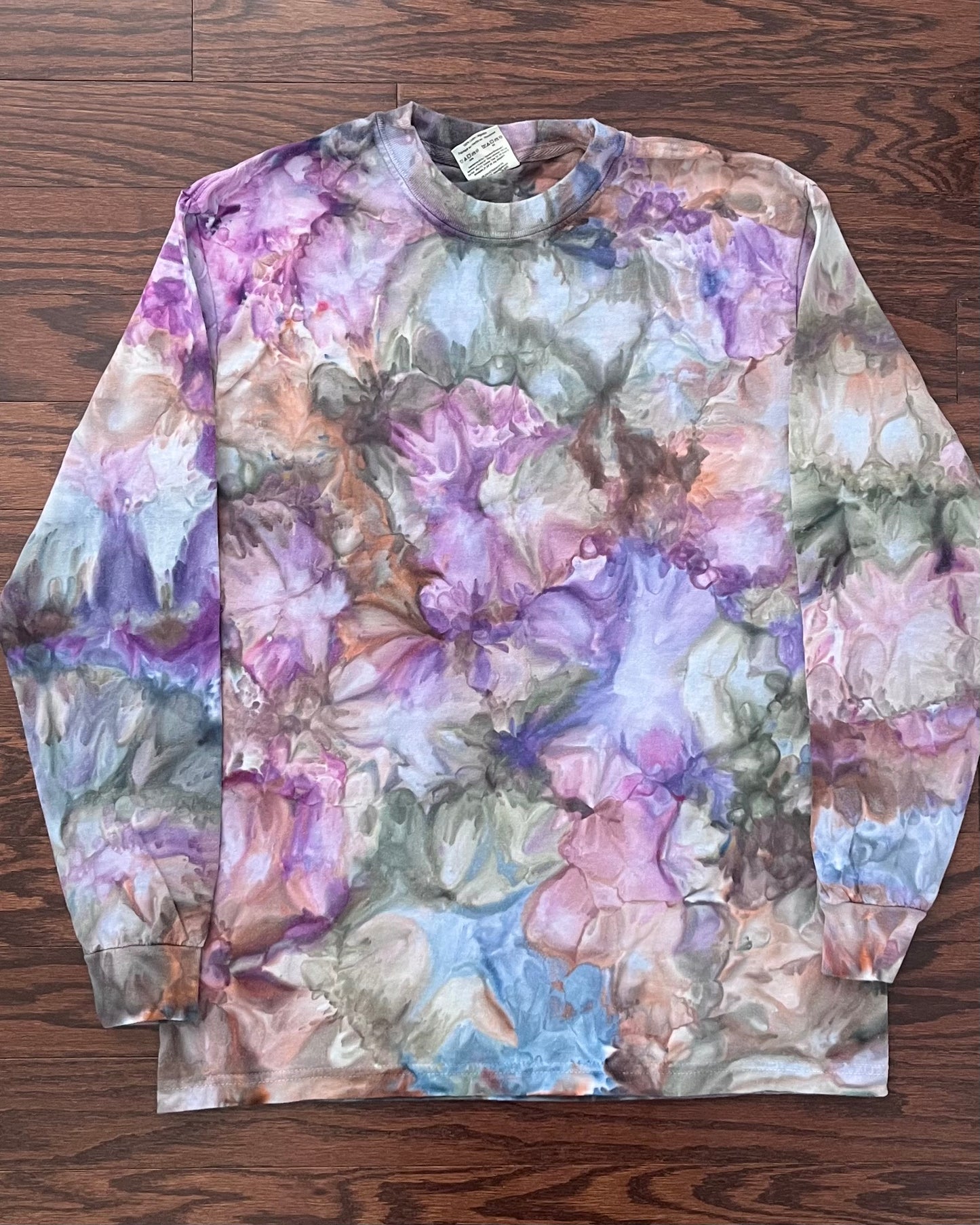 Heavyweight Long Sleeve T-Shirt - Men’s/Unisex Medium